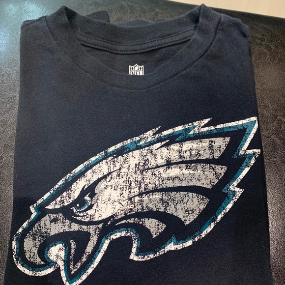 NFL Eagles shirt - Picture 1 of 4